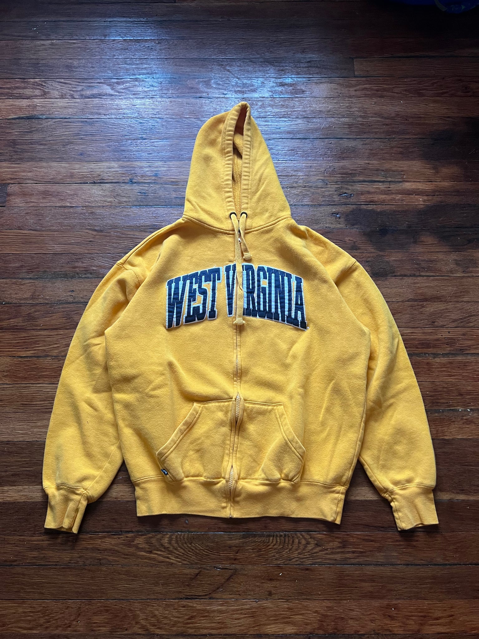 Vintage Y2K WVU Embroidered Spelllout Zip Up Hoodie